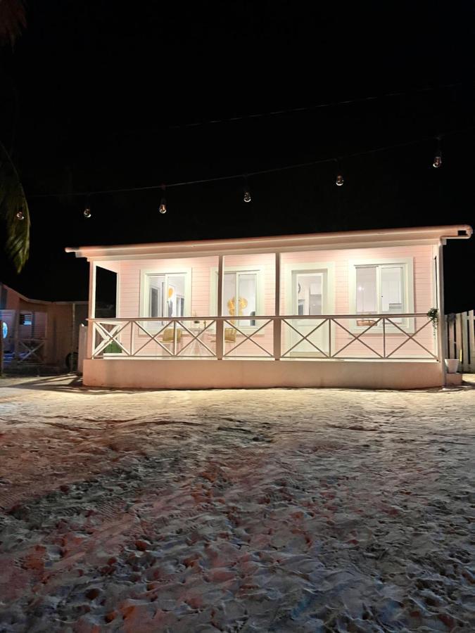 Casa Rosada Beach Front Mano Juan Exteriér fotografie